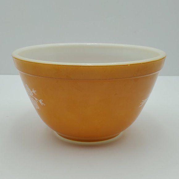 Pyrex Butterfly Gold 401 Mixing Nesting Serving Bowl 1.5 Pint 750 ml Dark Gold - Picture 2 of 7